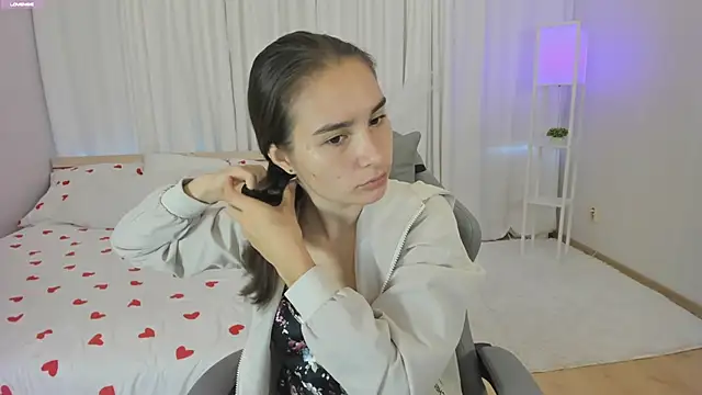 SeraphineClark online show from 10.01.25