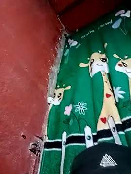 Snapshot of ElRompeponchi chatting on 09.14.25 ElRompeponchi online show from 09.14.25