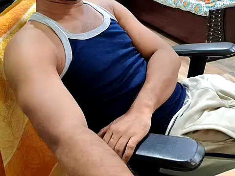 Snapshot of ZoroArcher chatting on 10.04.25 ZoroArcher online show from 10.04.25