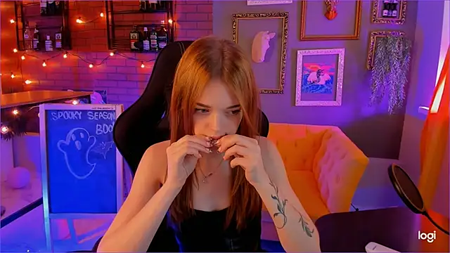 FlexyFox online show from 10.08.25