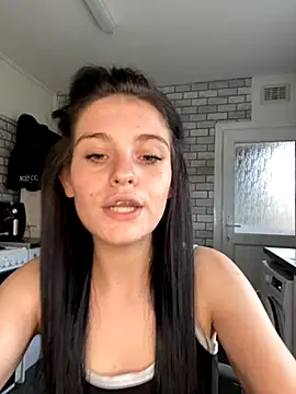 Camwithchlox online show from 10.16.25