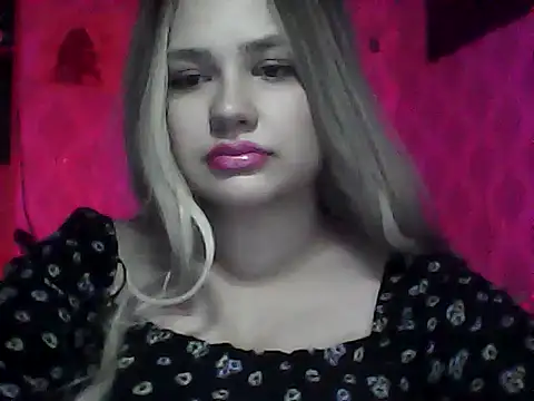 Snapshot of Felira chatting on 07.03.26 Felira online show from 07.03.26