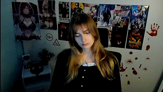 Snapshot of NeyliDream chatting on 11.02.25 NeyliDream online show from 11.02.25