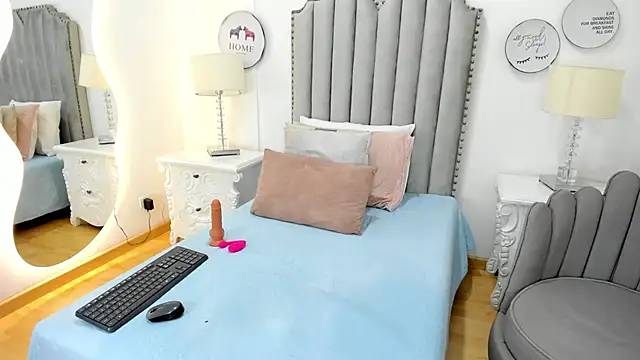 CherryVelvet19 online show from 09.25.25