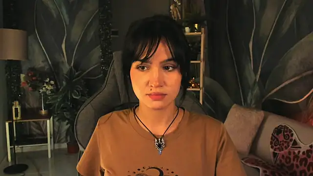 MonicaFarmer online show from 10.13.25