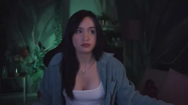 MonicaFarmer online show from 02.04.26