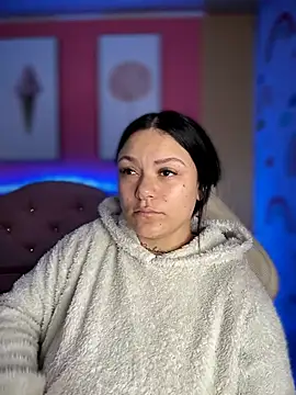 Megaan  More online show from 12.02.25