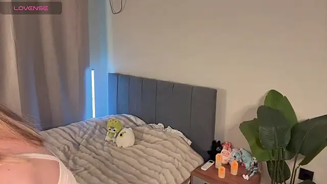 minicleo online show from 10.10.25