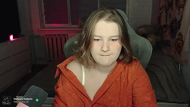 OliviaBlade online show from 09.21.25