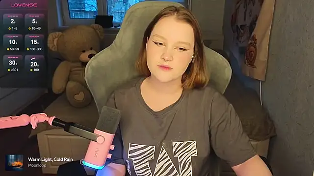 OliviaBlade online show from 10.05.25