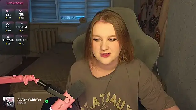 OliviaBlade online show from 10.08.25