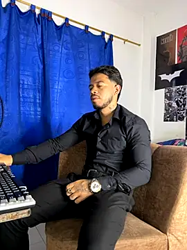DavideVentura  online show from 09.12.25
