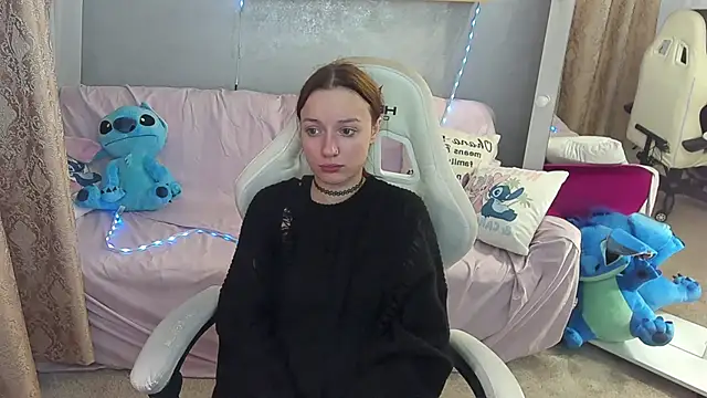 Snapshot of FoxyMayy chatting on 02.02.26 FoxyMayy online show from 02.02.26