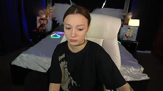 Snapshot of FoxyMayy chatting on 02.20.26 FoxyMayy online show from 02.20.26