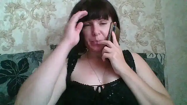 SecretSienna  online show from 09.25.25