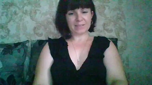 SecretSienna  online show from 10.18.25