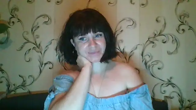 SecretSienna  online show from 10.19.25