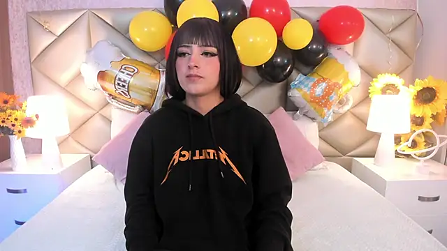 Snapshot of Adara__carter_ chatting on 09.28.25 Adara carter online show from 09.28.25