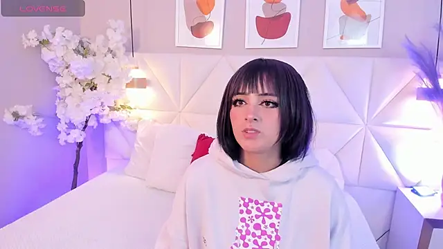 Snapshot of Adara__carter_ chatting on 10.01.25 Adara carter online show from 10.01.25