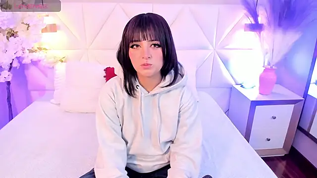 Snapshot of Adara__carter_ chatting on 10.02.25 Adara carter online show from 10.02.25