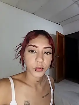 Redhaire-litlle-lil bitch online show from 09.17.25