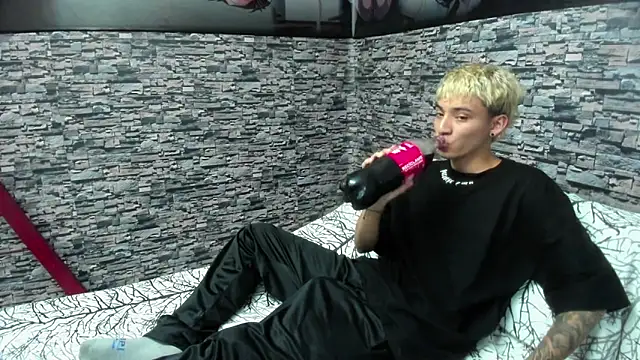 weesley boy online show from 09.13.25