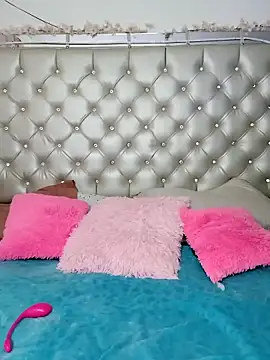 ZARAY 1118 online show from 12.15.25