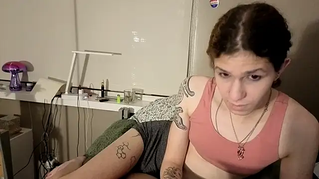 cuddlyavenue online show from 11.30.25