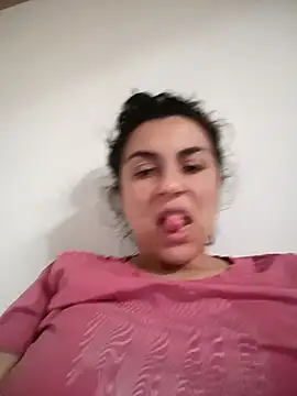 vanessa-titisM online show from 10.25.25