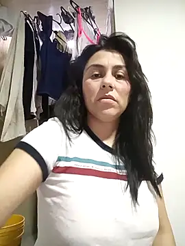 vanessa-titisM online show from 12.14.25