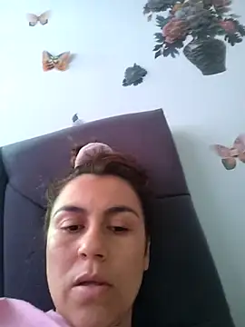 vanessa-titisM online show from 04.18.26