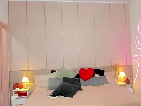 SoHighAngel online show from 03.10.26