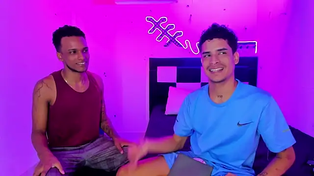 Lucky boys  X online show from 11.03.25