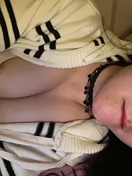 Snapshot of ruiki666 chatting on 02.28.26 ruiki666 online show from 02.28.26