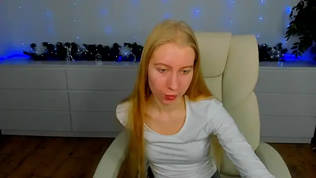 Alina Blonde online show from 12.23.25