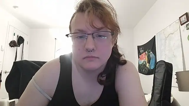 Snapshot of tbutchrat chatting on 09.11.25 tbutchrat online show from 09.11.25