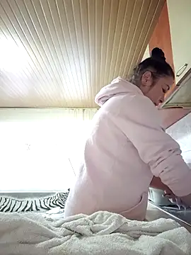 Soffy Skye online show from 02.28.26