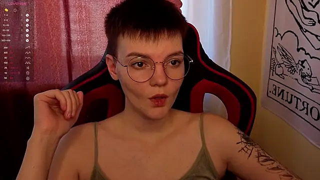 KrisNeal online show from 10.02.25