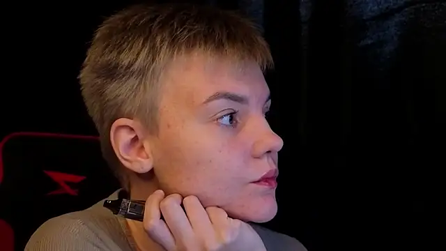 KrisNeal online show from 10.22.25