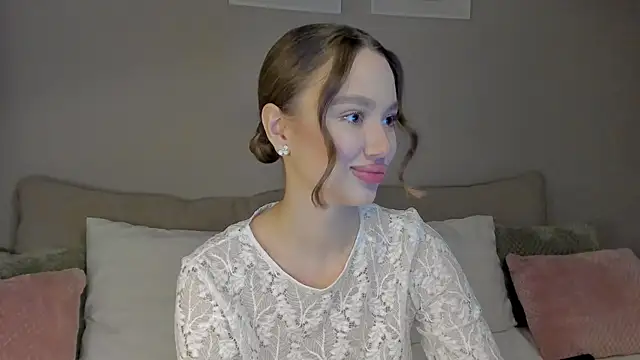 Snapshot of Stefa_Evans chatting on 10.21.25 Stefa Evans online show from 10.21.25