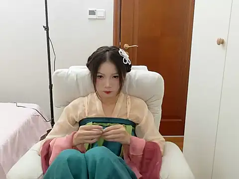qiqi-111 online show from 09.13.25