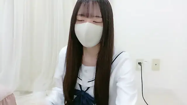  Mia land  online show from 10.29.25