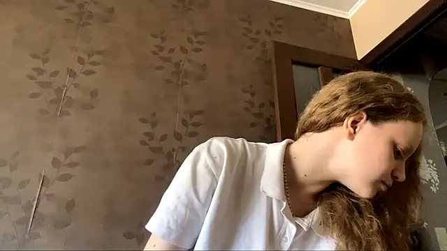 GlyndaCaver online show from 09.22.25