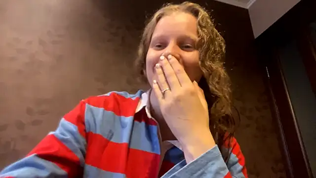 GlyndaCaver online show from 10.25.25