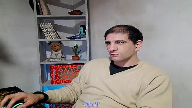 Snapshot of ObeyLust chatting on 09.27.25 ObeyLust online show from 09.27.25