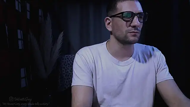 Snapshot of ObeyLust chatting on 10.13.25 ObeyLust online show from 10.13.25