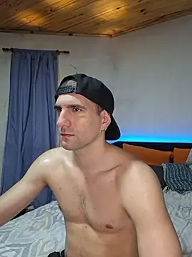 Snapshot of ObeyLust chatting on 11.28.25 ObeyLust online show from 11.28.25