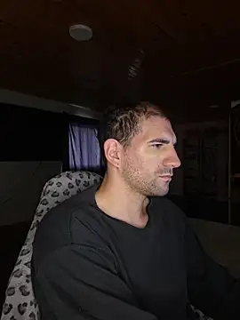 Snapshot of ObeyLust chatting on 04.06.26 ObeyLust online show from 04.06.26