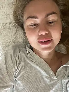 MartaLuna  online show from 09.30.25