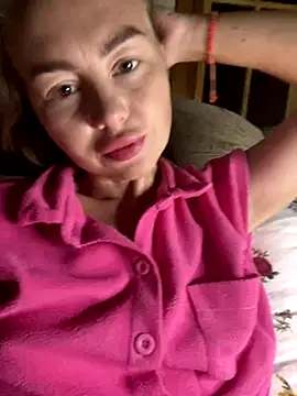 MartaLuna  online show from 10.03.25